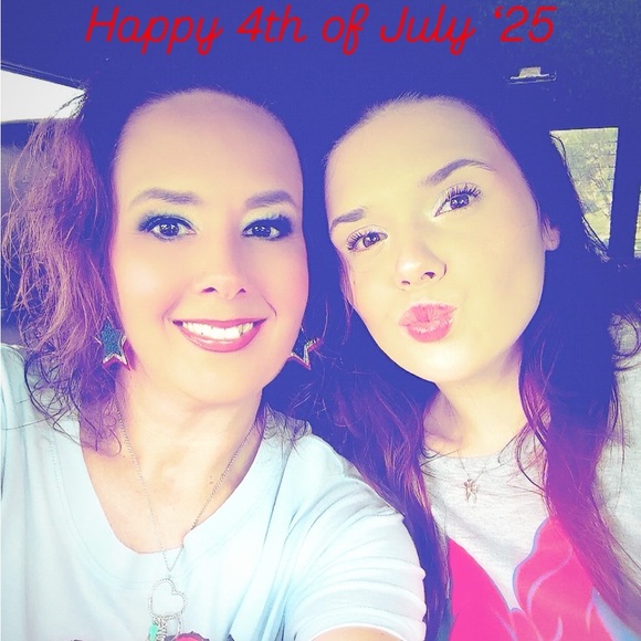 💖 Meet Your Posher 💖 - Picture 10 of 16